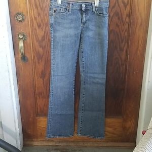 Never Worn AG Women's Jean SIZE 26R